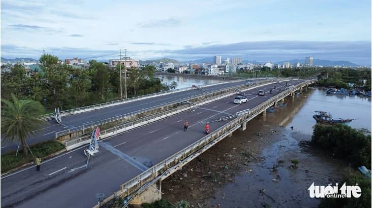 Cảnh tượng bão số 13 càn quét ở Gia Lai, thiệt hại ước tính hơn 5.000 tỷ đồng