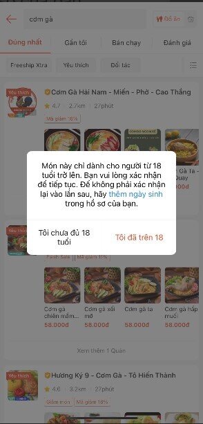 Cơm gà ở Việt Nam cấm người dưới 18 tuổi?