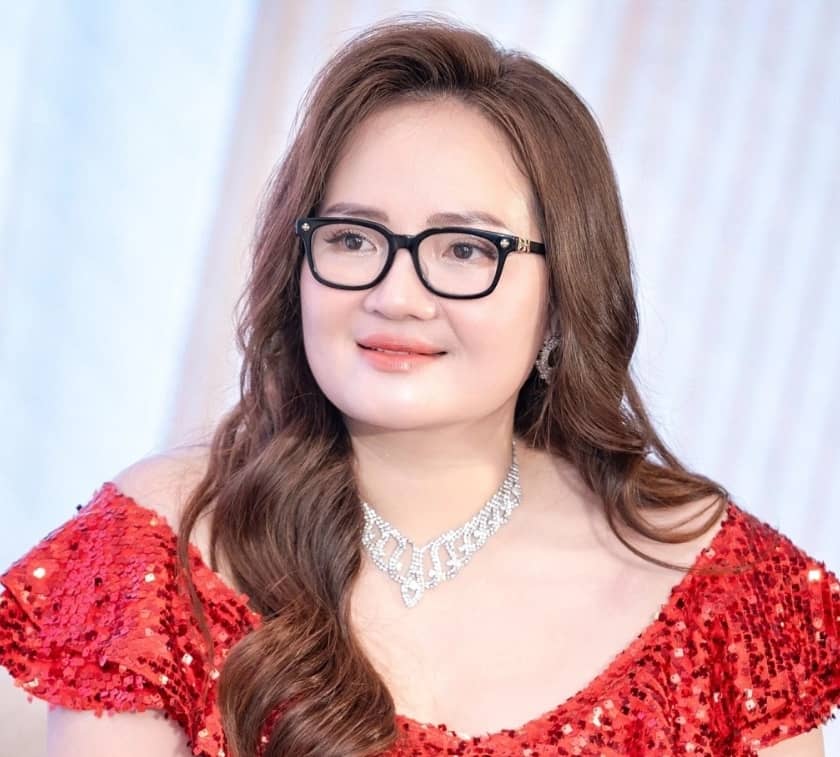 Kê biên hai bất động sản hơn 300 tỷ đồng của Hoàng Hường