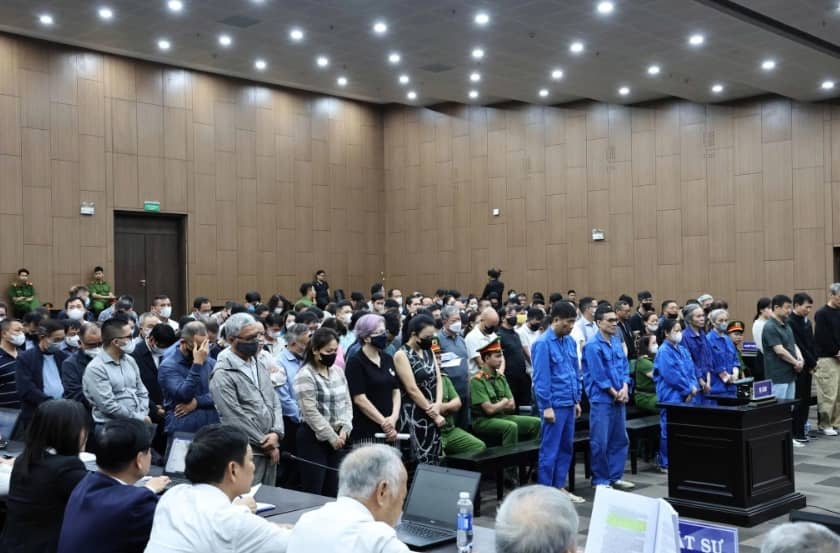 Cựu phó chủ tịch tỉnh đánh bạc 7 triệu USD bị tuyên hơn 3 năm tù