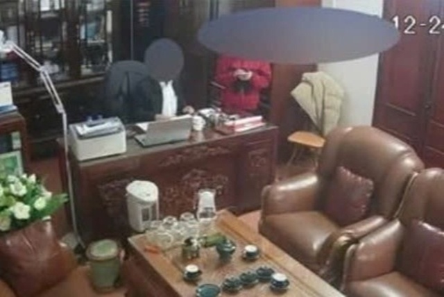 Thông tin sai sự thật vụ người đàn ông "thân mật" với nhiều phụ nữ ở Ninh Bình, đã tìm ra căn phòng trong clip