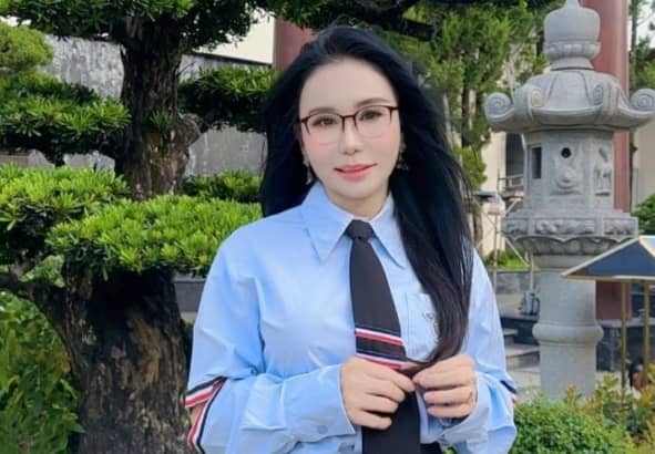 ‘Sếp Mailisa’ lên tiếng giữa ồn ào