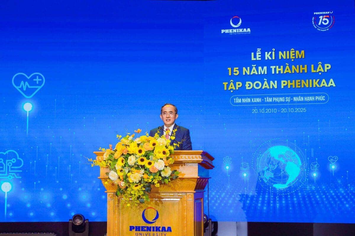 Giáo sư giàu nhất Việt Nam: Top 5 trên sàn chứng khoán, sắp là tỷ phú USD