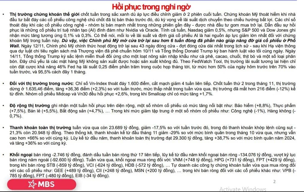 Một thế lực đang âm thầm "gom hàng" loạt nhóm cổ phiếu ở vùng giá thấp