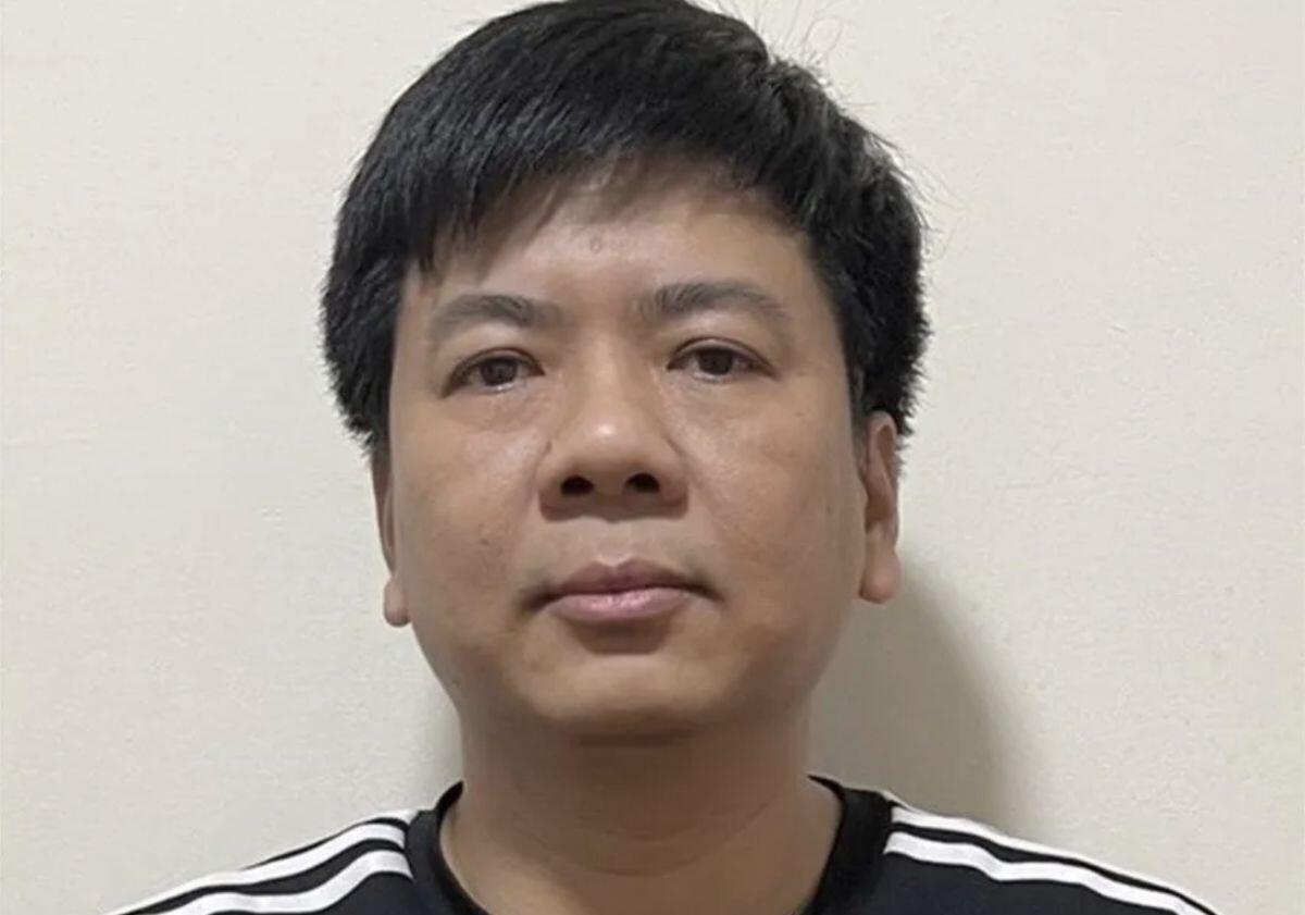 Cấp dưới kế toán trưởng chủ động tố cáo Shark Thủy đưa hối lộ 32 tỉ đồng cho một phụ nữ