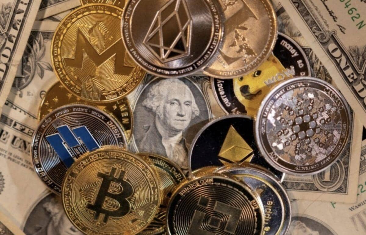 Các 'cá mập' có dấu hiệu tháo chạy khỏi Bitcoin