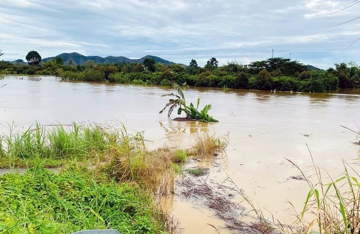 Thủy điện Đồng Nai 5 xả lũ: Hàng trăm hộ dân hạ nguồn chìm trong nước