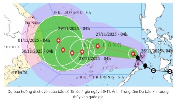 Bão số 15 vào Biển Đông, hướng di chuyển phức tạp