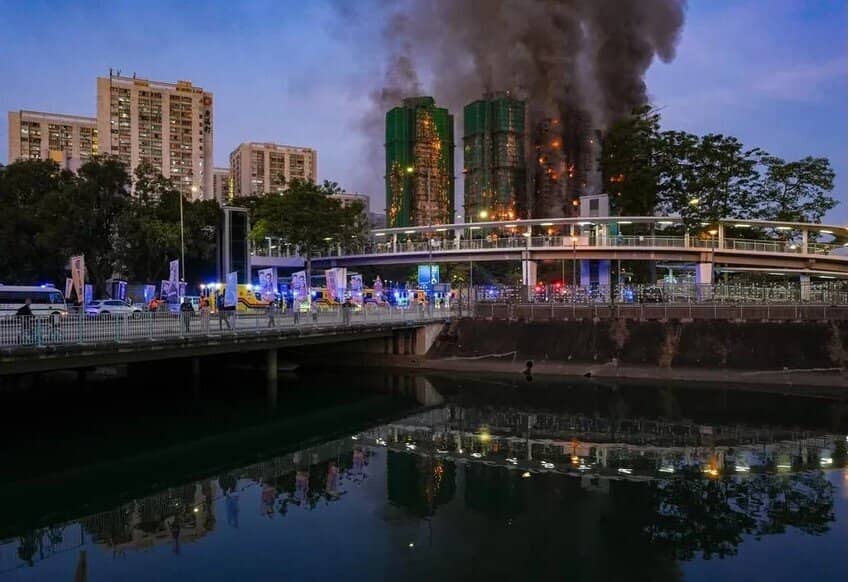 Vụ cháy khu chung cư ở Hồng Kông (Trung Quốc): Thương vong tăng mạnh, ba người bị bắt giữ vì nghi ngộ sát