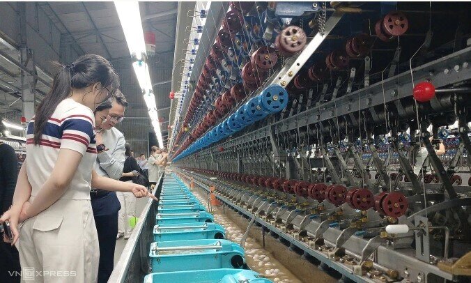 Hành trình 10 năm trả nợ của công ty bầu Đức