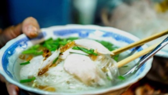 Bài toán thu thuế quán 'bán 60 tô hủ tiếu mỗi ngày, tháng lời 20 triệu'