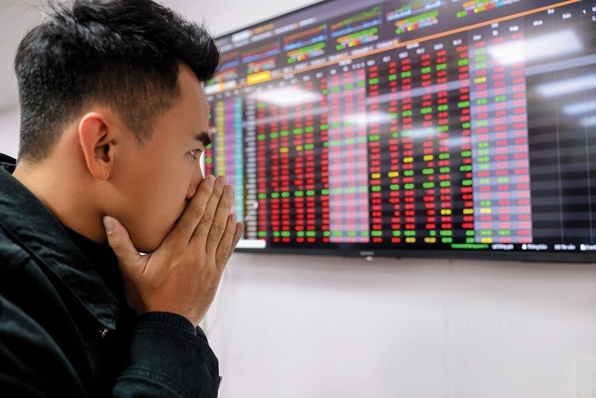 Thanh khoản còn đợi... "gió đông"!