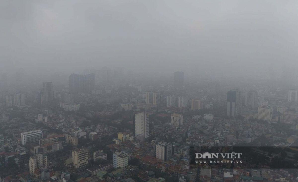 Hà Nội chìm trong “màu tím” ô nhiễm: Bụi mịn dày đặc, chuyên gia cảnh báo nguy hiểm