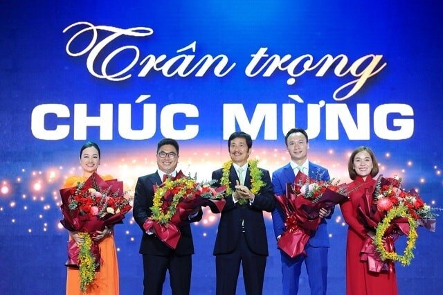 Quyền lực ông Bùi Thành Nhơn có "tan dần" theo làn sóng thoái vốn?