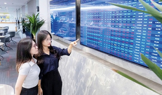 Thị trường chứng khoán bước vào tháng có xác suất tăng điểm RẤT CAO