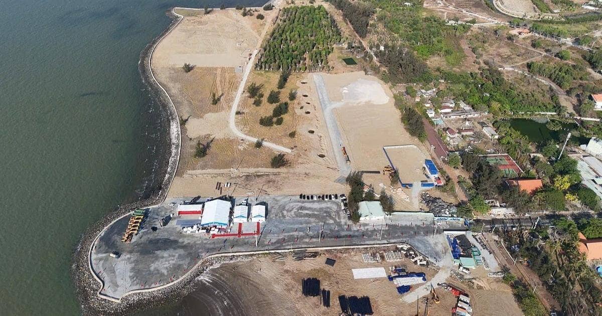 'Đế chế' doanh nghiệp trị giá 1,8 triệu tỷ của ông Phạm Nhật Vượng