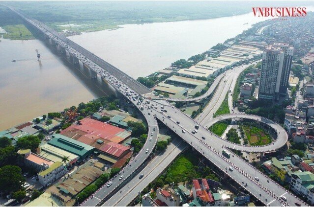 Dòng tiền đầu tư công tăng mạnh: HPG, HSG, HHV, VCG… sẵn sàng vào sóng mới?