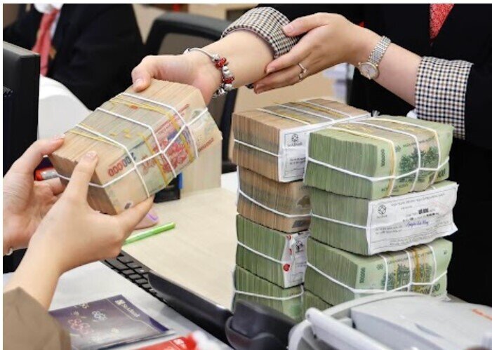 Một loạt ngân hàng bất ngờ dừng gói ưu đãi cho vay mua nhà với người trẻ