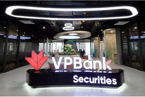 Sau IPO đình đám, VPBankS chính thức được niêm yết trên HoSE