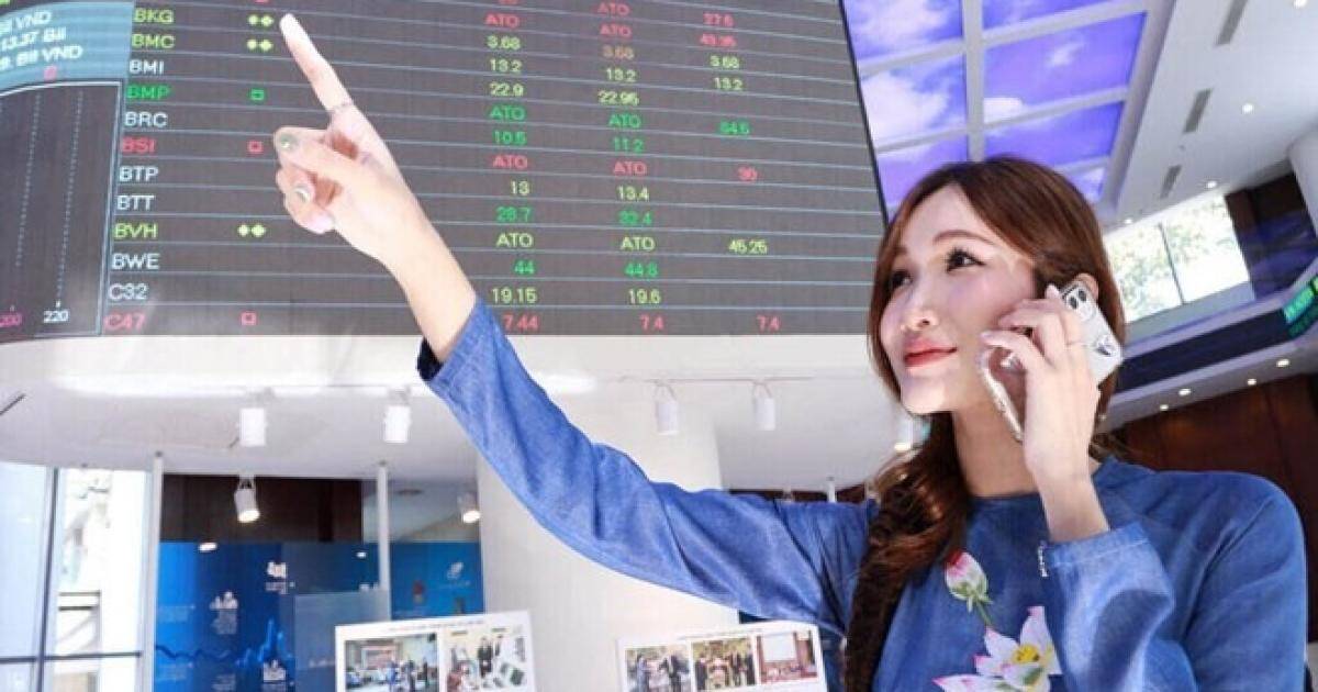 Thanh khoản thị trường chứng khoán vẫn thấp