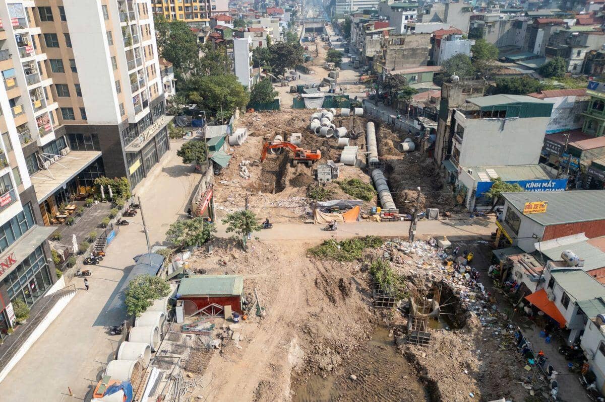 Gần 30 công trình tái lấn chiếm “chặn đường” Vành đai 2,5: Thành phố ra lệnh cắt điện, nước
