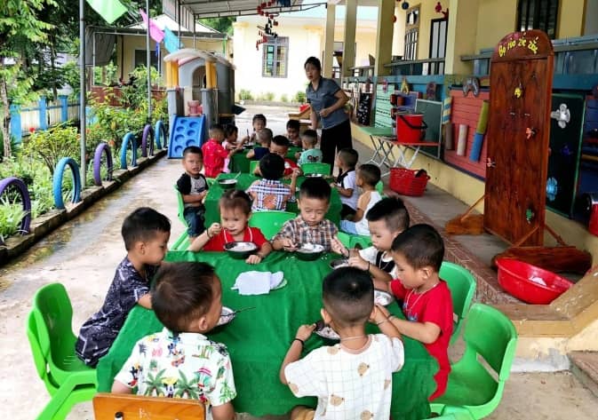 Dự án “Nuôi em Nghệ An” chậm thanh toán tiền ăn, trường mầm non họp khẩn vì lo mất trắng