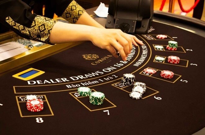 Doanh nghiệp đề xuất giá vé cho người Việt vào casino 50 triệu một năm