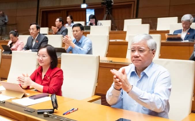 Giáo viên sẽ được tăng phụ cấp tối thiểu 70%