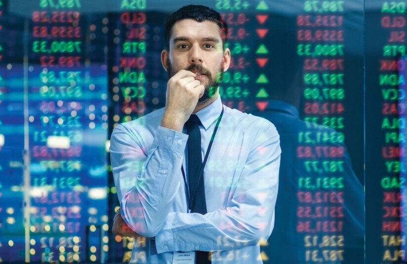 Dòng vốn ngoại chảy mạnh vào VNM, SAB