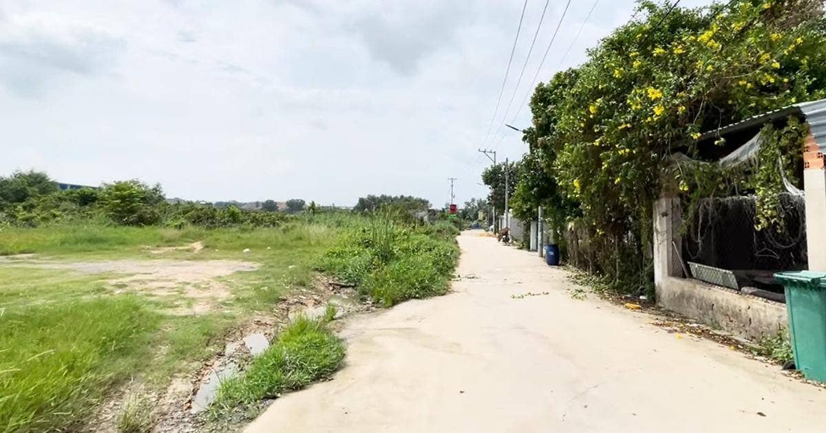 Đất ven đô "nín nhịp" trước giờ G bảng giá mới
