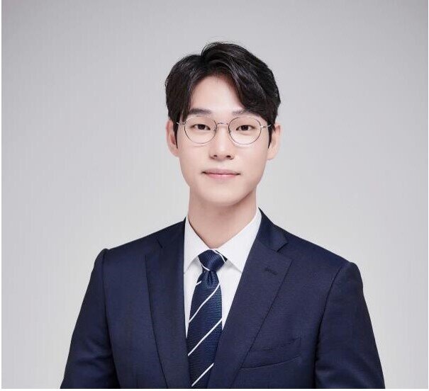 VPBank thuê hẳn chuyến bay charter đưa T1 và Faker đến Việt Nam