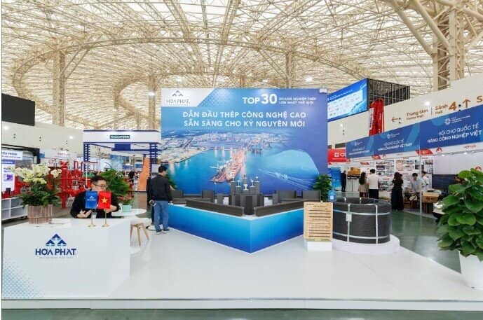 HPG có thể kiếm bao nhiêu khi nhảy vào sản xuất ray đường sắt cao tốc trị giá 10.000 tỷ?