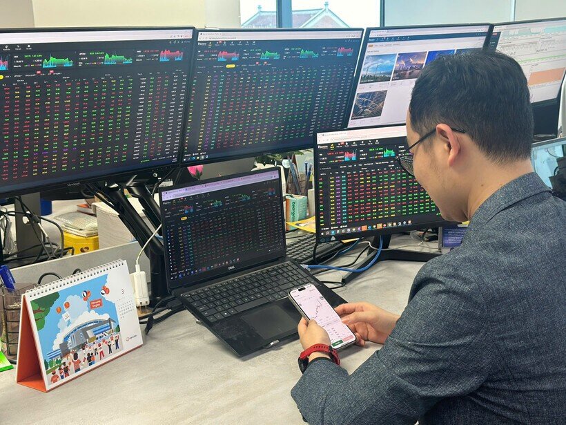 Chuyên gia: Chứng khoán có thể vượt xa mốc 1800 điểm