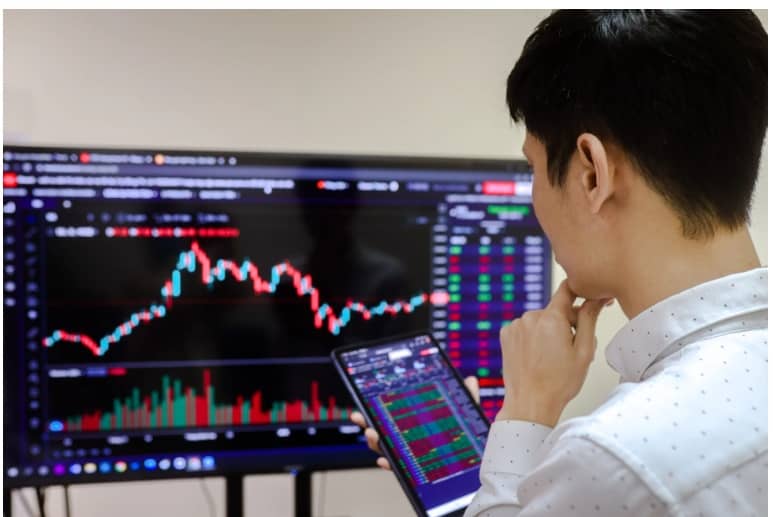 VN-Index có thể lùi về 1.580 điểm?