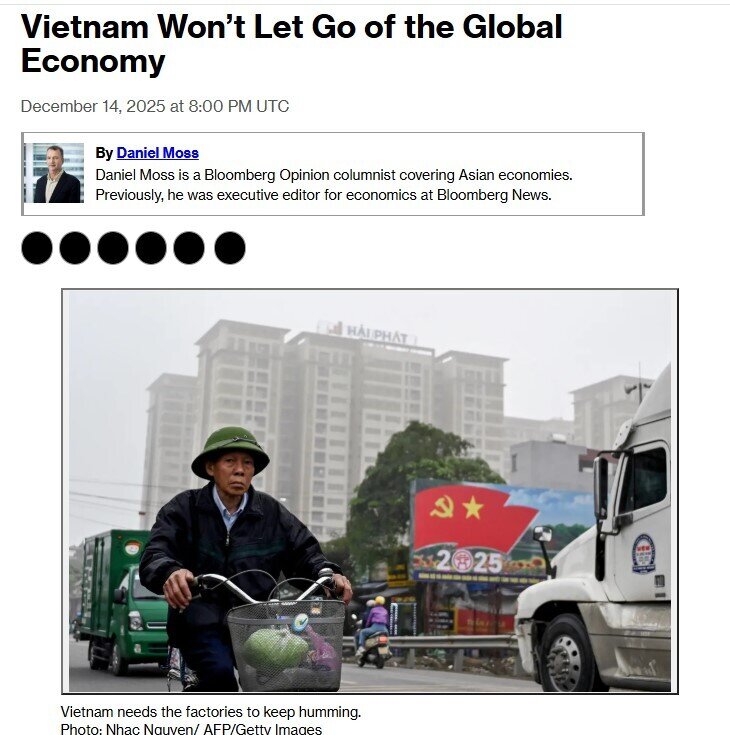 Bloomberg: Sóng gió thuế quan bủa vây, kinh tế Việt Nam vẫn giữ nhịp tăng trưởng