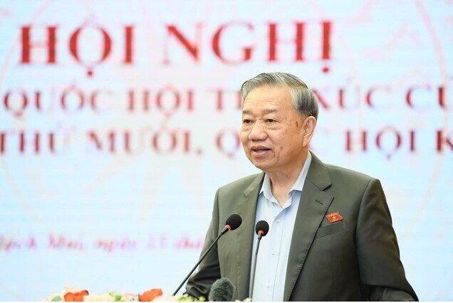 Miễn học phí nhưng nhà trường 'liên kết' rồi thu thêm vài triệu