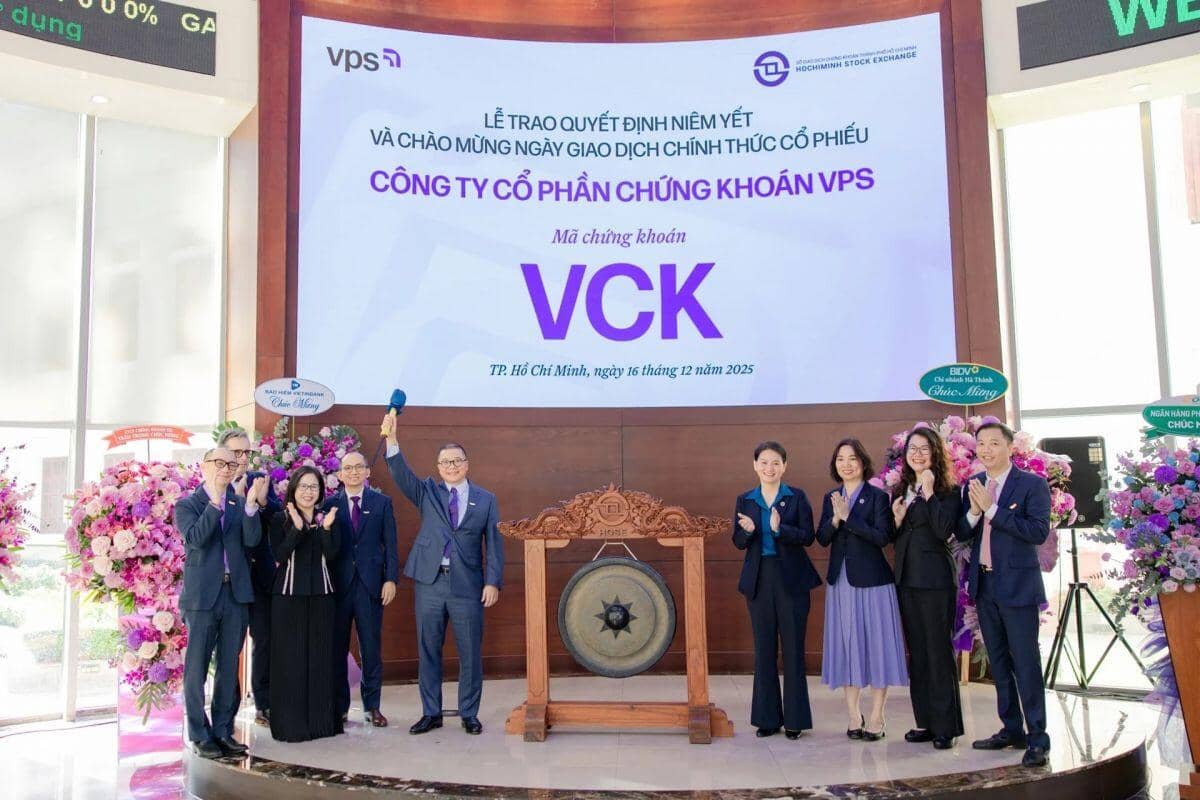 Rớt hơn 15%, VCK vẫn đắt?
