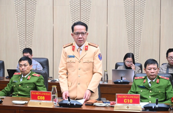 Camera AI giám sát khắp nơi, tại sao CSGT vẫn phải trực đường?