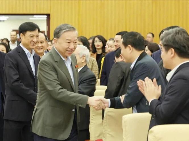 Tổng Bí thư Tô Lâm: Chúng ta không thể chậm lại, bởi thế giới đang đi rất nhanh, rất xa