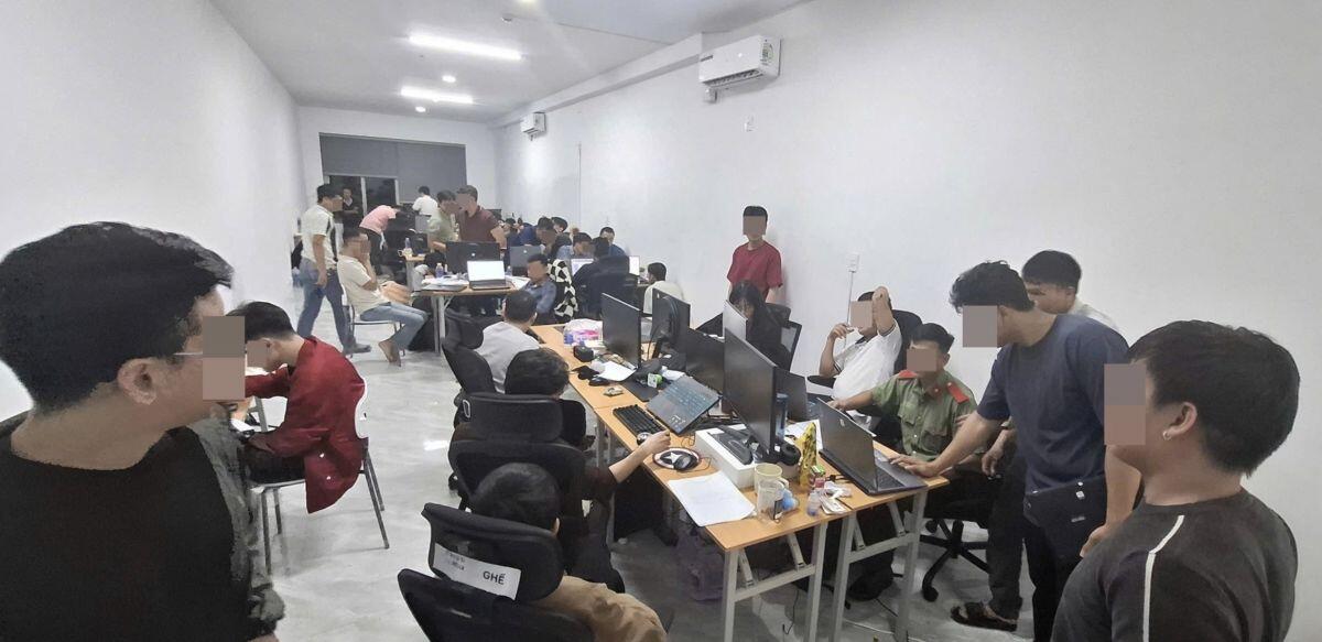 Đà Nẵng triệt phá cơ sở công nghệ ‘chạy’ website cờ bạc cho Campuchia