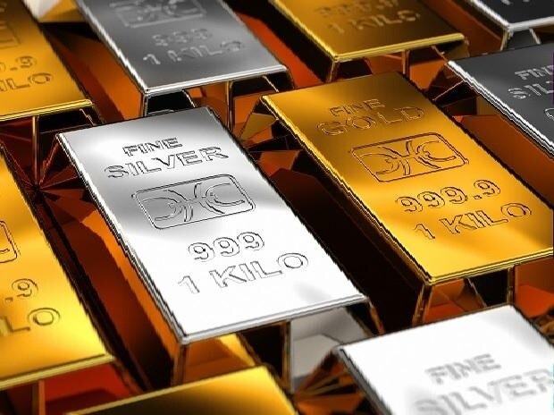 Giá vàng và bạc bứt phá: Kim loại nào đang hút tiền mạnh hơn?