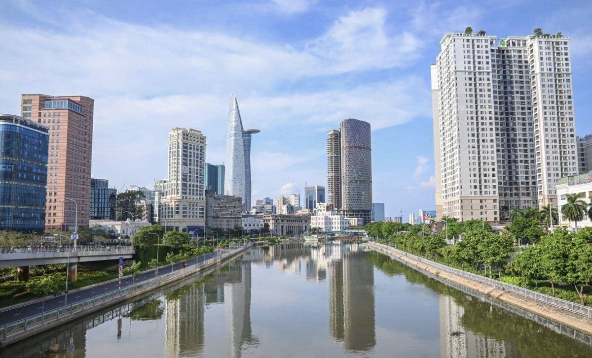 Vướng đại án đất vàng, người mua nhà 39-39B Bến Vân Đồn sẽ ra sao?