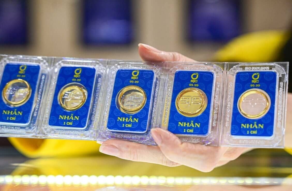 Giá vàng hôm nay 21/12/2025: Đồng loạt tăng giá