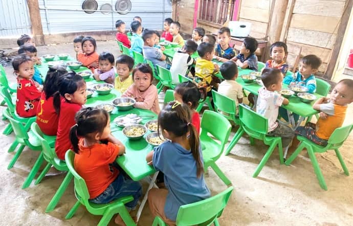Dự án “Nuôi em” bị tố thiếu minh bạch: Bữa ăn trẻ vùng cao bất ngờ “đứt gãy”