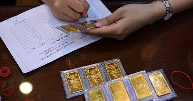 Lý do người mua vàng lỗ nặng