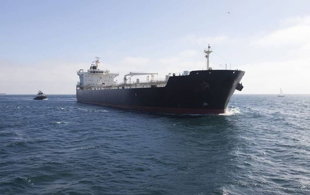 Washington "khóa van" dầu Venezuela