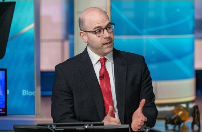 Mỹ sẽ rơi vào suy thoái nếu ngừng hạ lãi suất