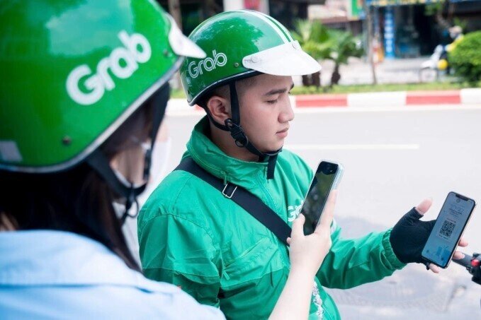 Grab đề xuất Hà Nội hỗ trợ 10 triệu đồng cho tài xế đổi xe máy điện