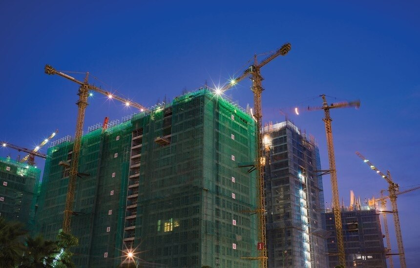 Nhà thầu xây dựng bùng nổ đơn hàng