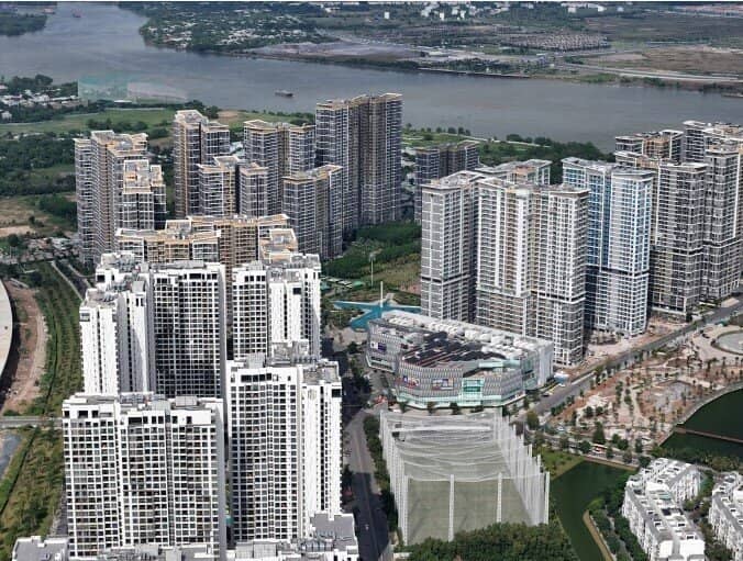 Vì sao nguồn cung tăng, giá nhà vẫn không giảm?